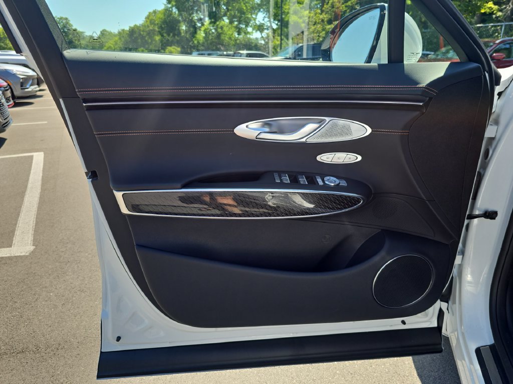 2026 GENESIS GV70 Sport Prestige - Photo 13