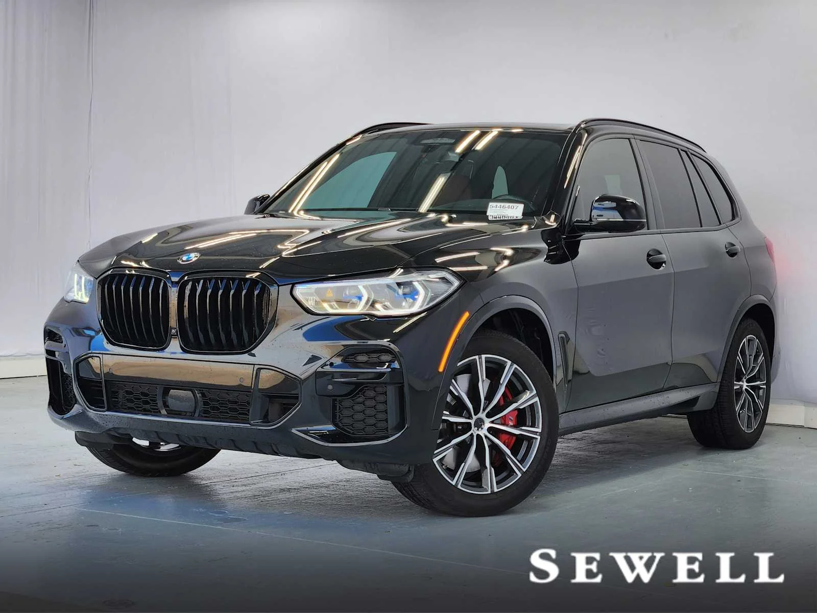2022 BMW X5 M50i's photo