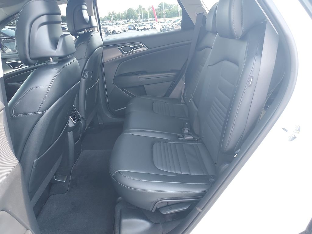 Used 2024 White Kia SX-Prestige image 14