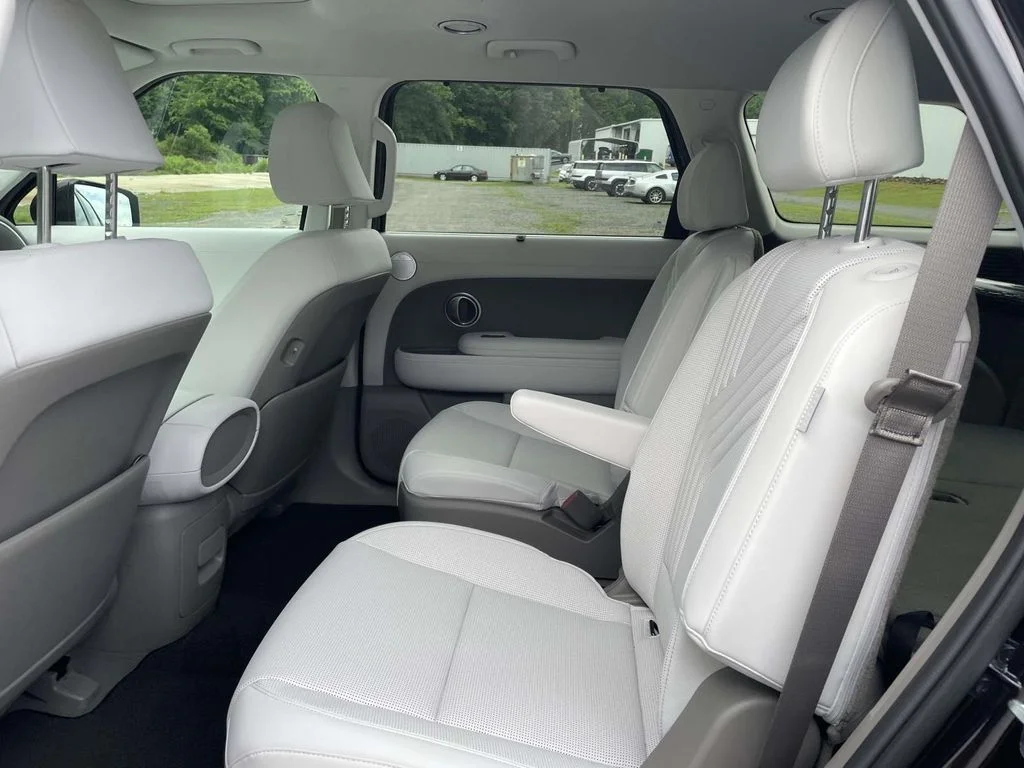 New 2026 Red Hyundai SEL Premium image 11