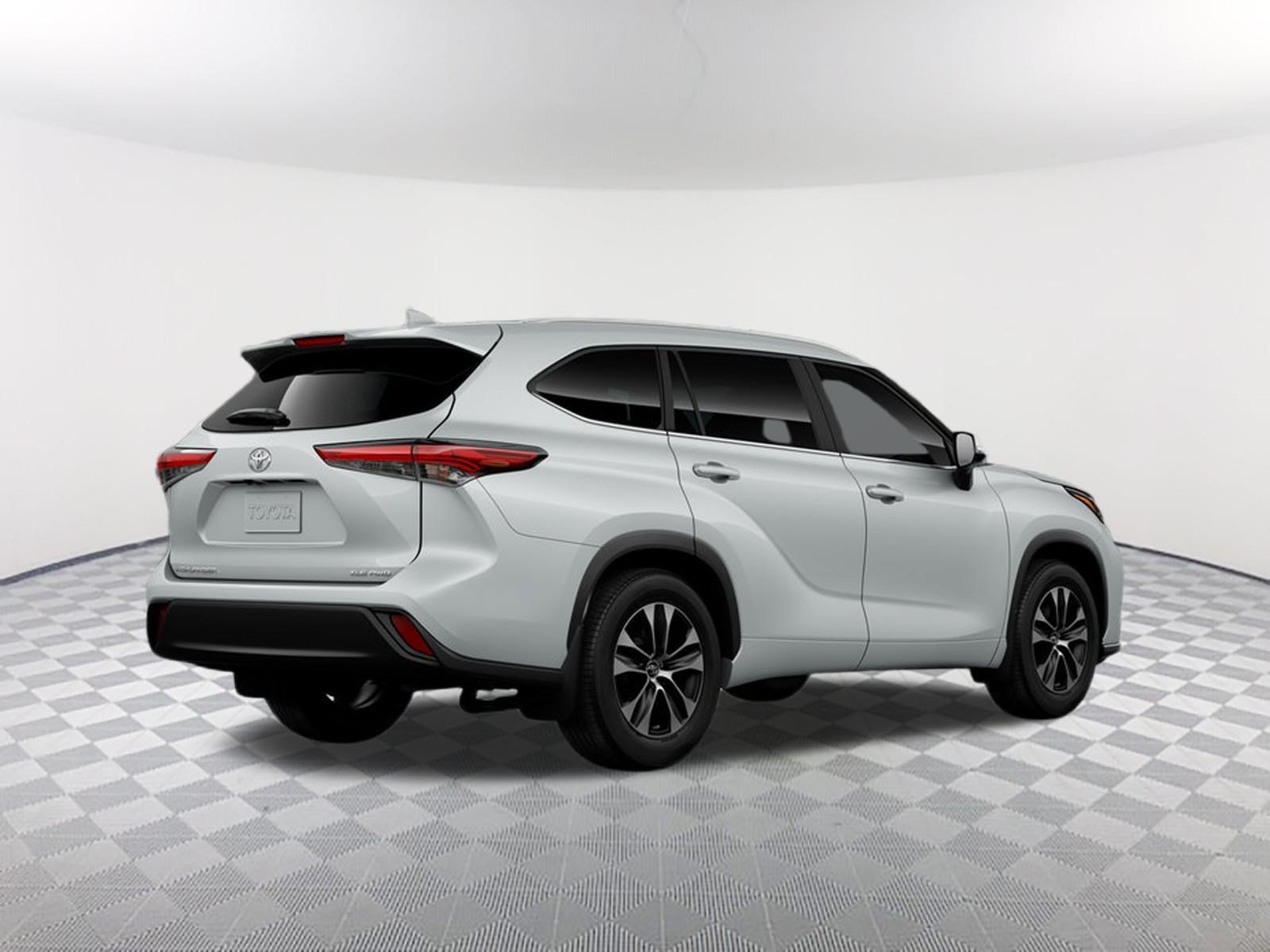 New 2026 Wind Chill Pearl Toyota XLE image 10
