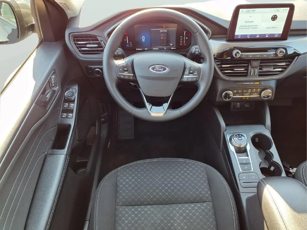 Used 2024 Silver Ford Active image 13