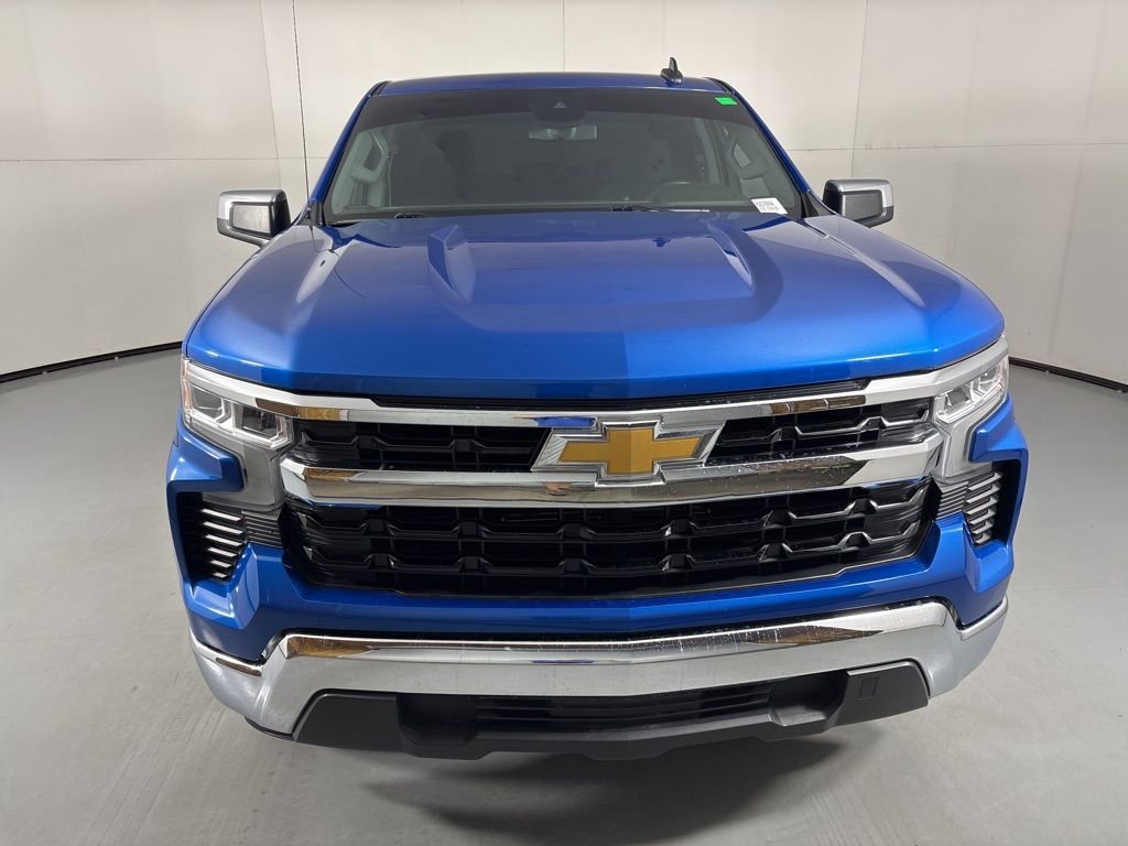 Used 2024 Blue Chevrolet LT image 3