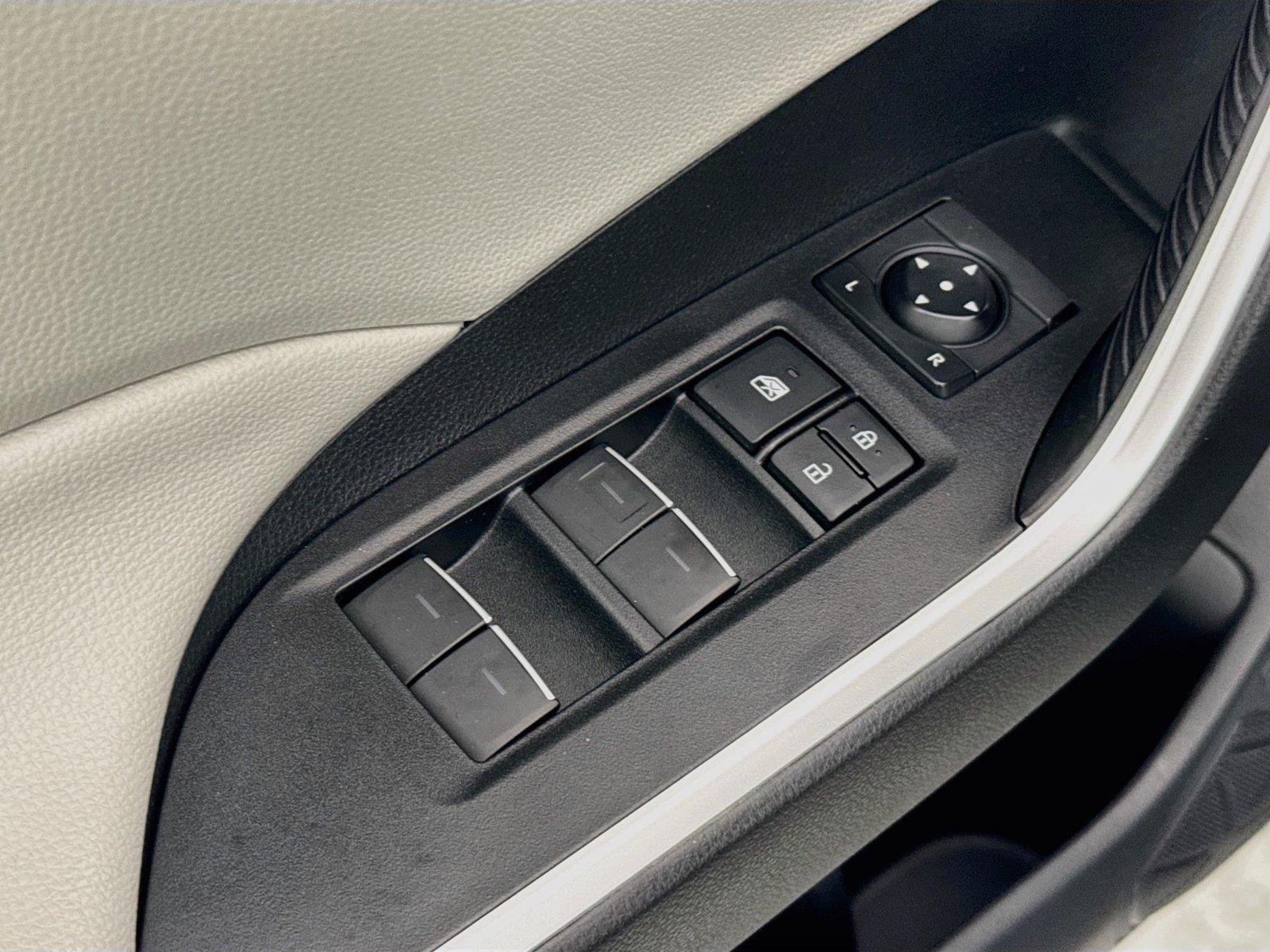 Certified Used 2022 Magnetic Gray Metallic Toyota XLE image 29