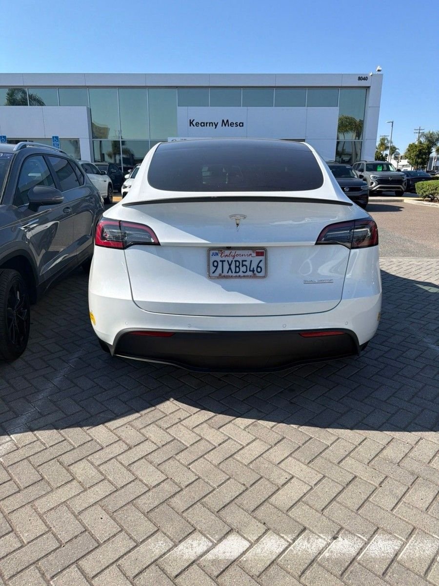 Used 2022 Pearl White Multi-Coat Tesla Performance image 5