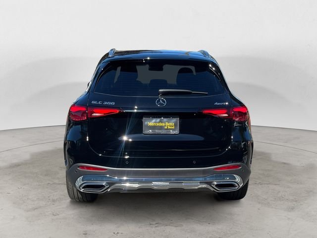 New 2026 Black Mercedes-Benz GLC 300 image 4