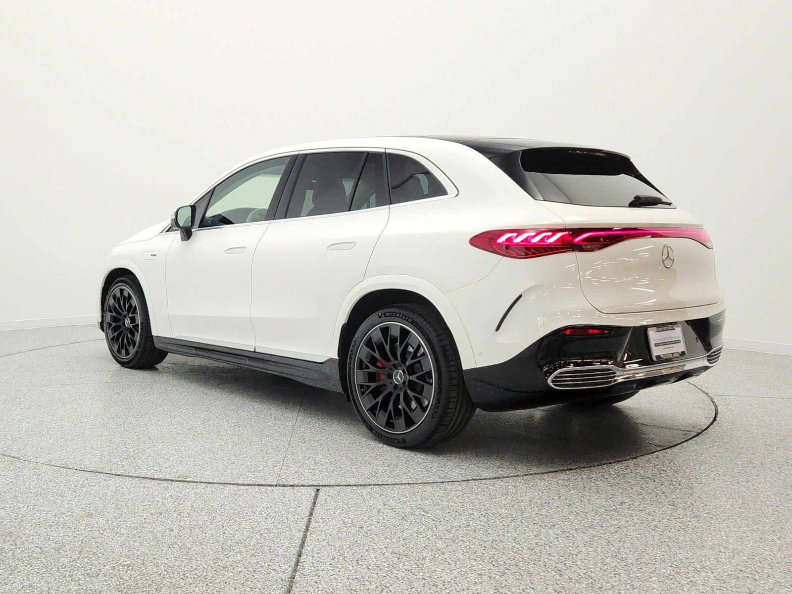 Used 2024 Polar White Mercedes-Benz AMG® EQE 4MATIC+ SUV image 7