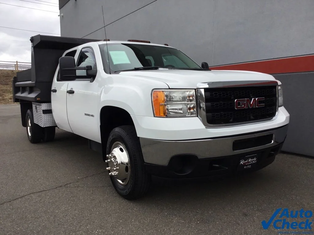 Used 2013 White GMC Work Truck image 13