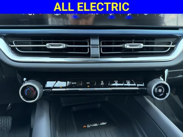 2026 Chevrolet Equinox EV 2LT - Photo 23