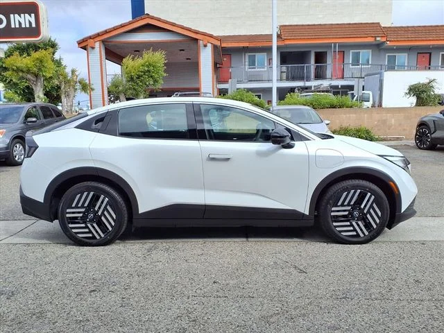 New 2026 Everest White Pearl TriCoat Nissan SV+ image 4