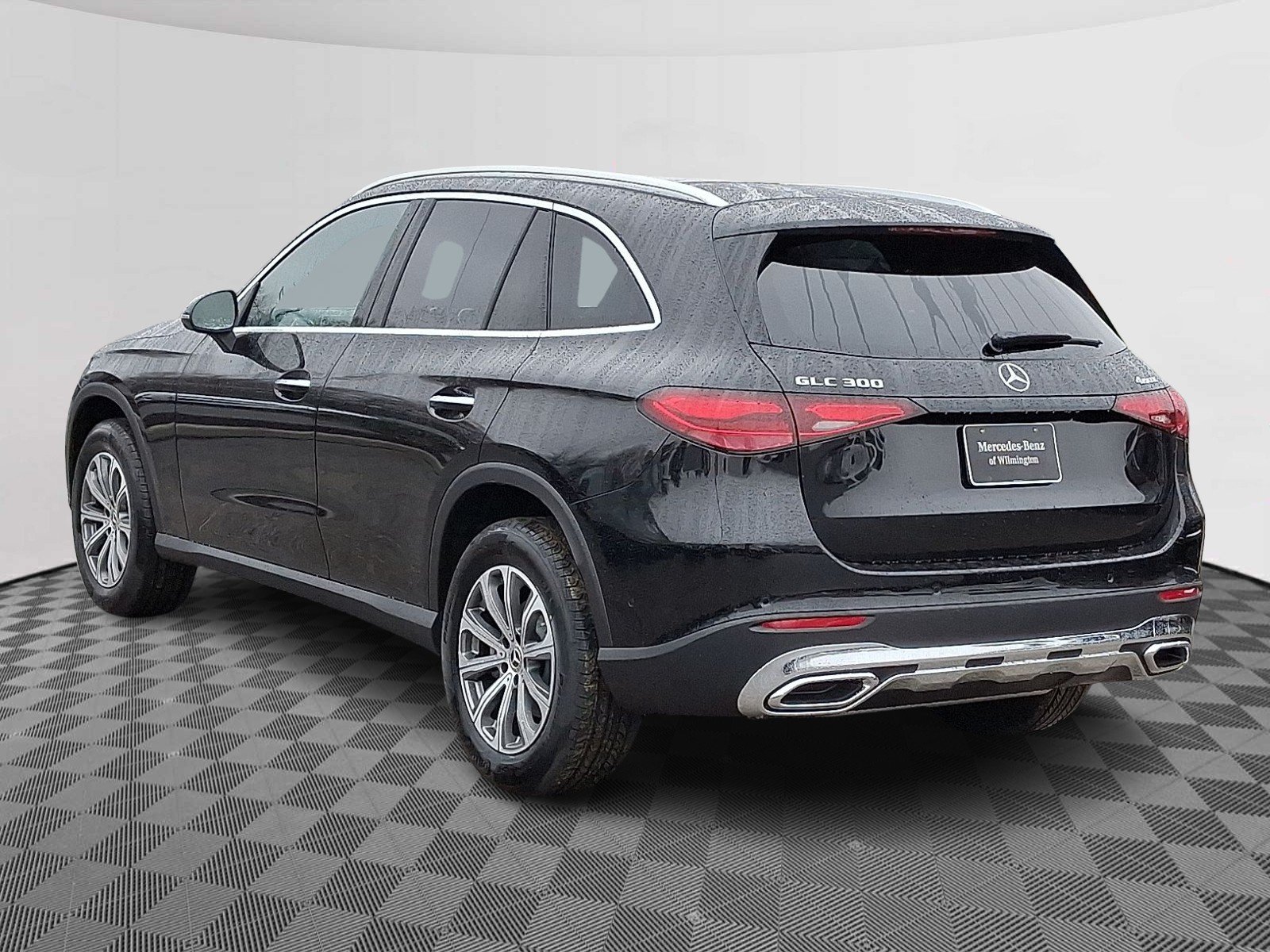 Used 2026 Obsidian Black Metallic - 197 Mercedes-Benz  image 4