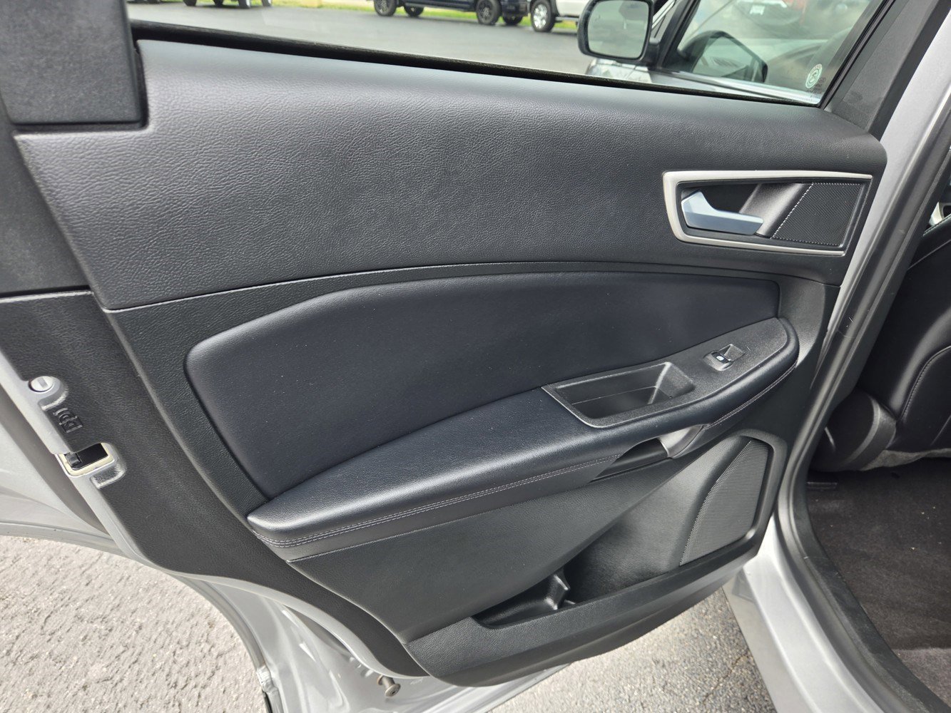 Used 2023 Silver Ford SEL image 40
