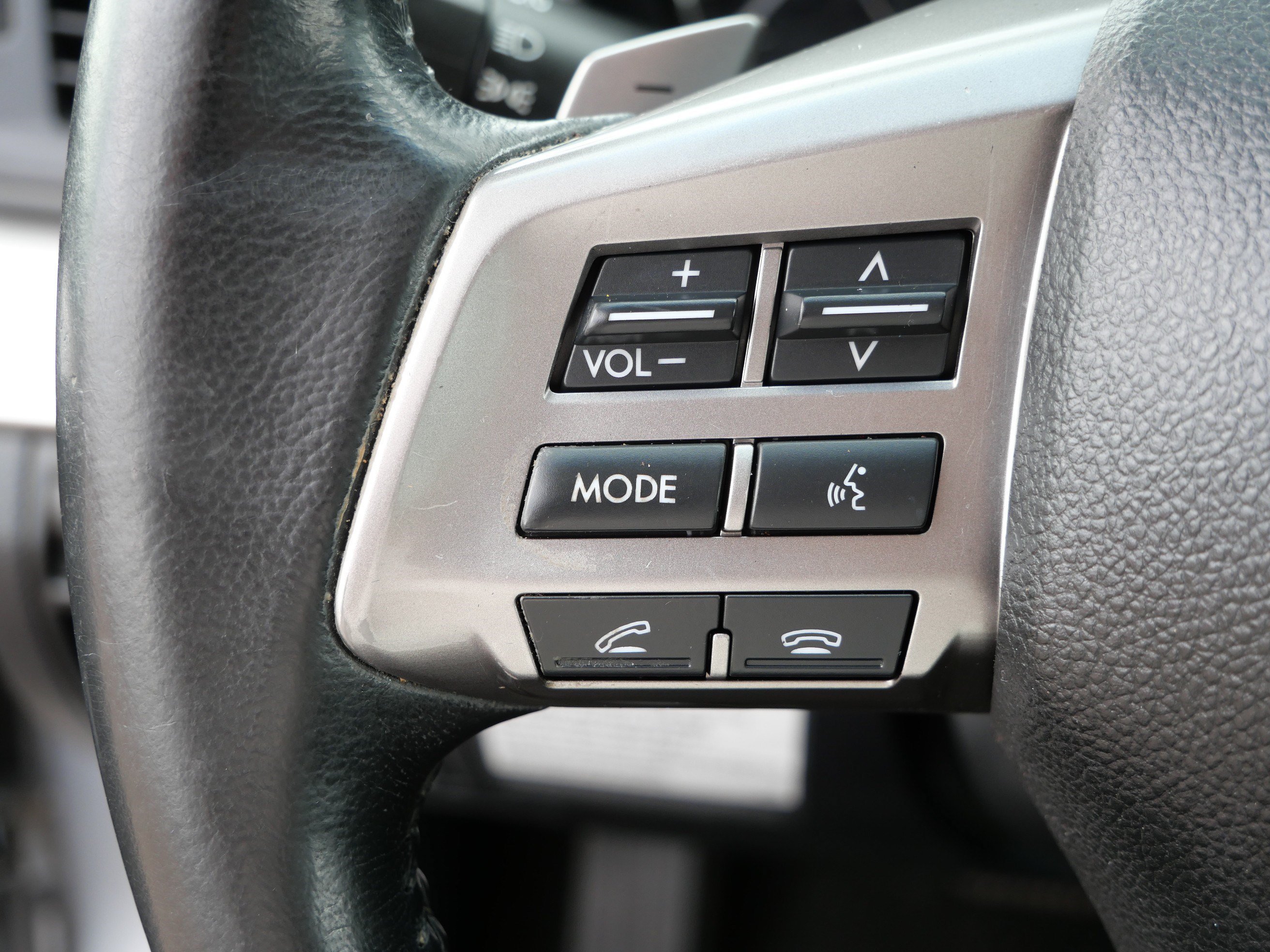 Used 2012 Ice Silver Metallic Subaru 2.5i Premium image 28