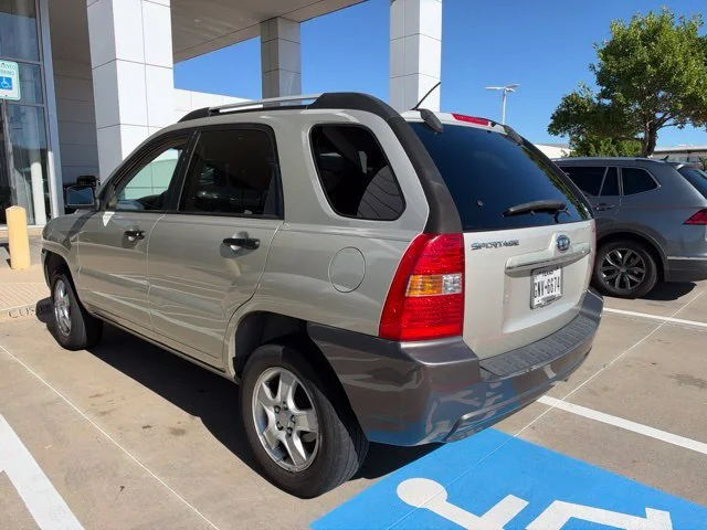 Used 2007 Tan Kia LX image 4