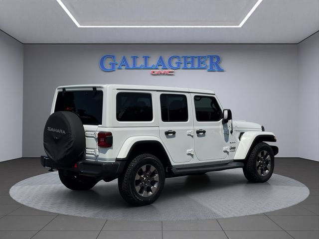 Used 2018 White Jeep Sahara 4x4 image 4