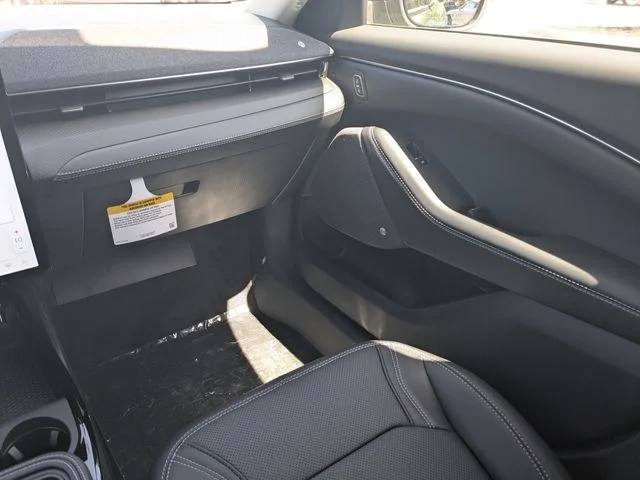 New 2026 Green Ford Premium image 14