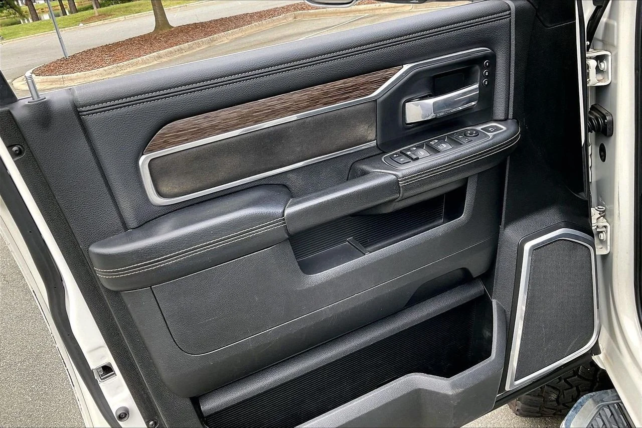 Used 2021 White Ram Laramie image 28