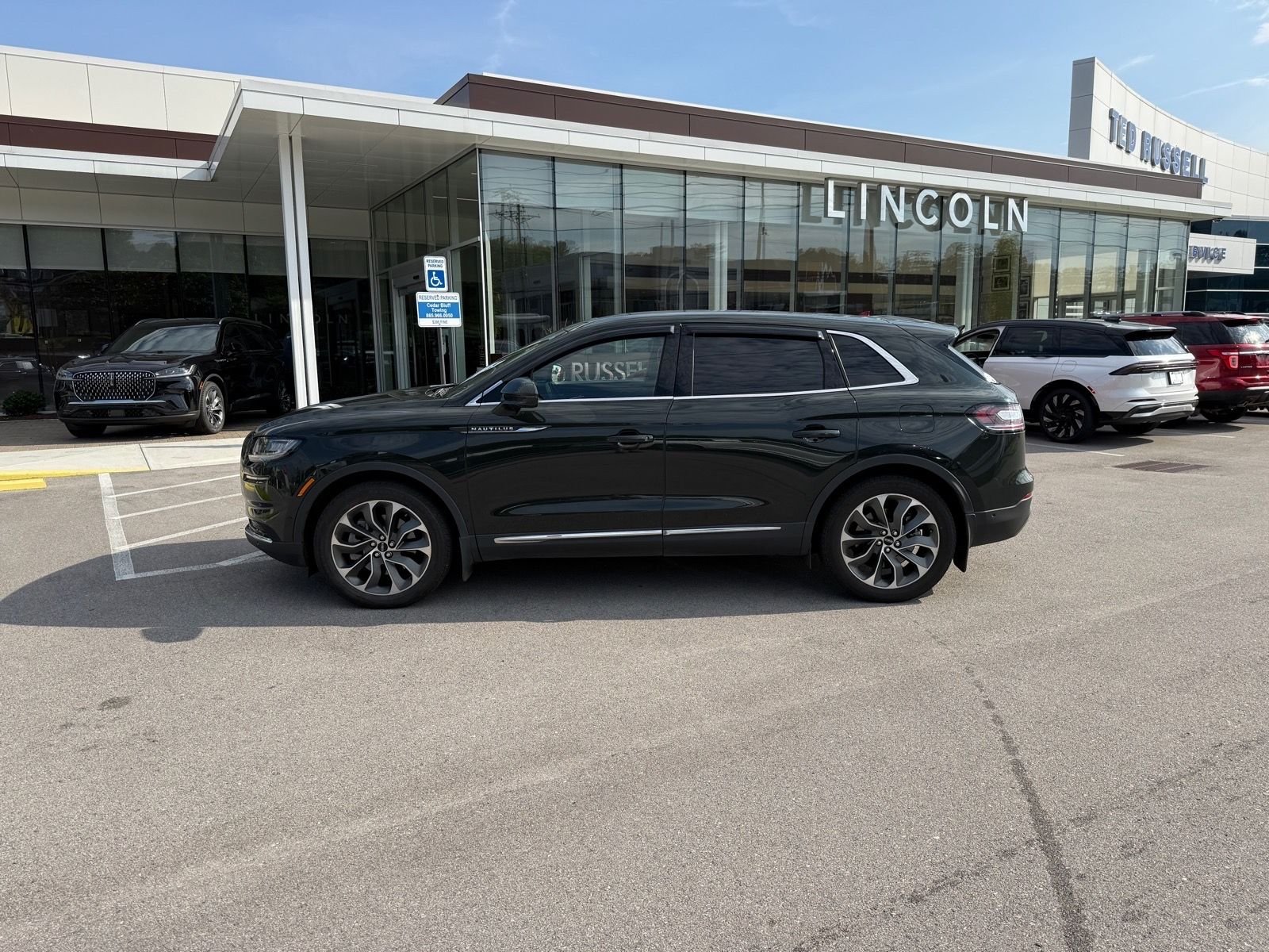Certified Used 2023 Green Metallic Lincoln Reserve image 3