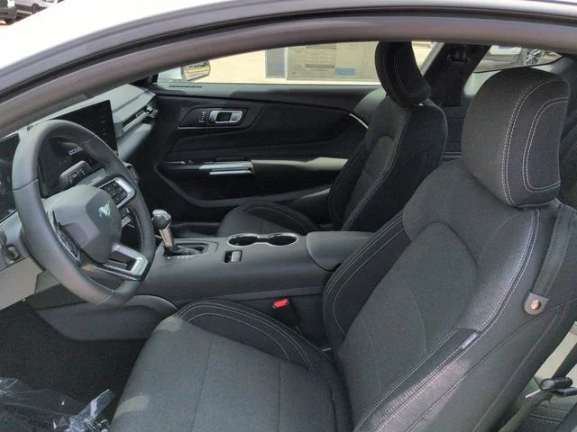 New 2026 Oxford White Ford EcoBoost® Fastback image 14