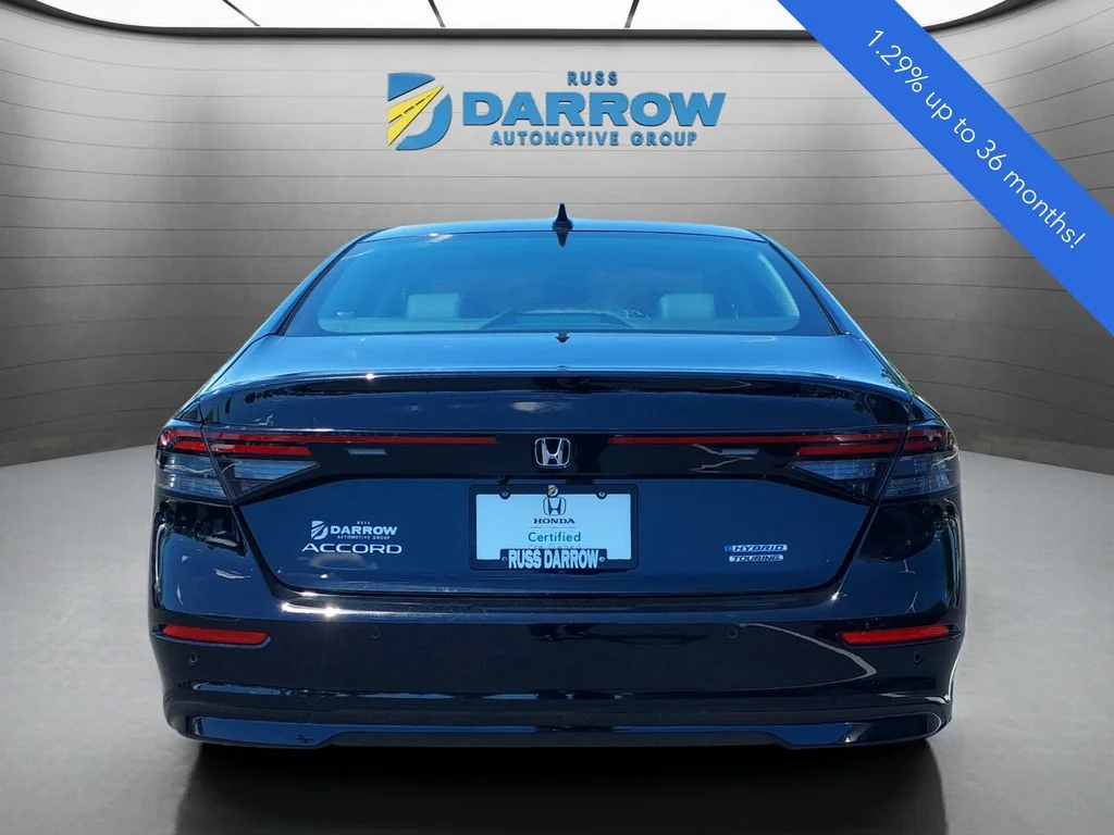 Used 2024 Black Honda Touring image 4