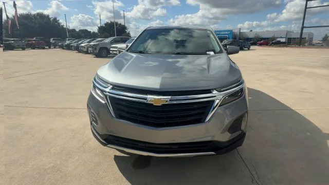 2023 Chevrolet Equinox LT - Photo 3
