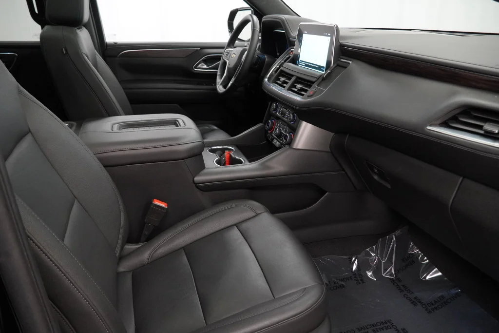 Used 2022 Black Chevrolet LT image 32