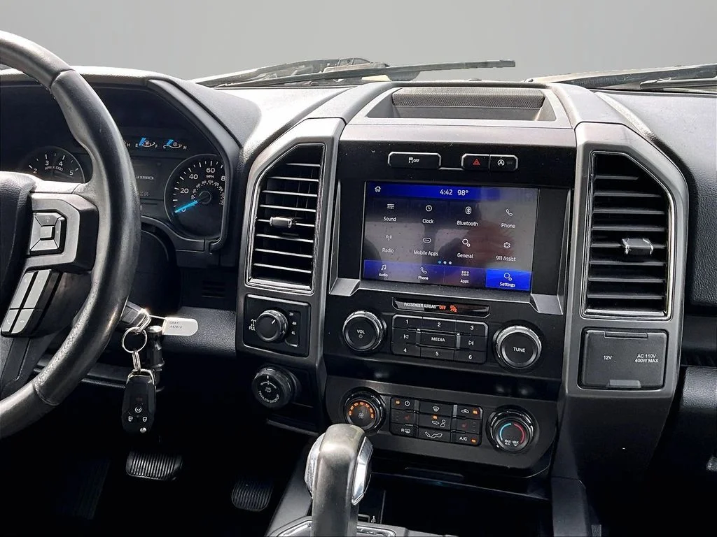 Used 2020 Gray Ford XLT image 7