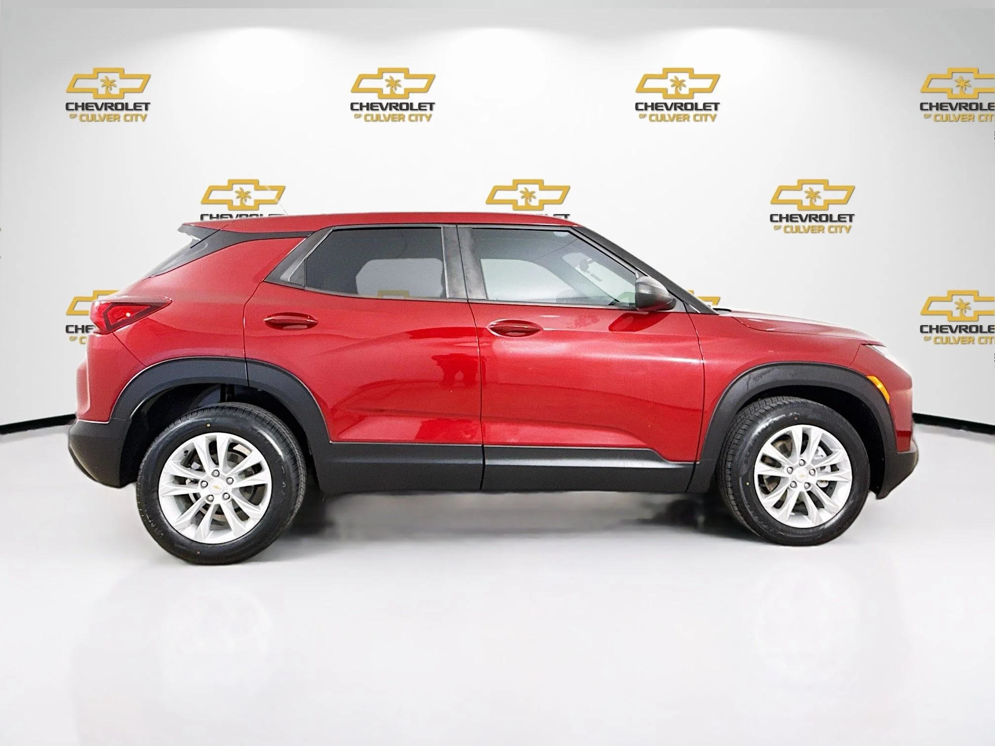 Used 2021 SCARLET RED METALLIC Chevrolet LS image 9