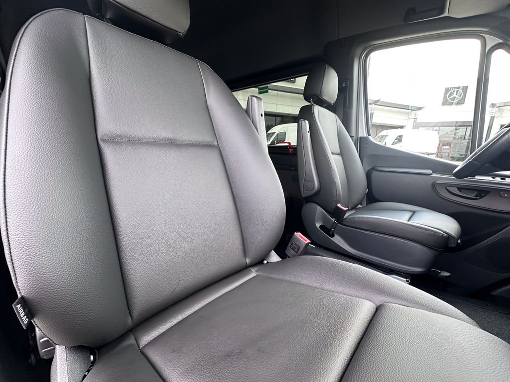 2025 Mercedes-Benz Sprinter Passenger Van Base - Photo 33
