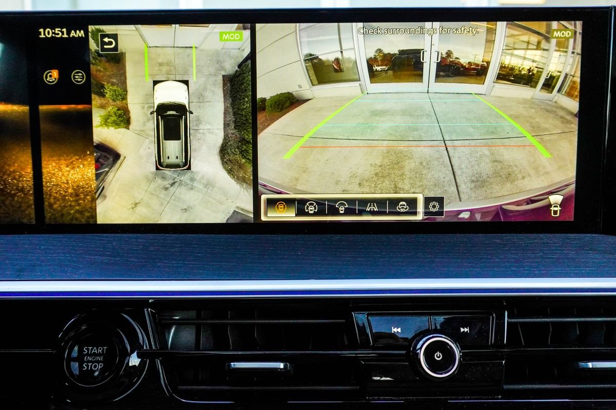 Used 2025 Silver INFINITI SENSORY image 32