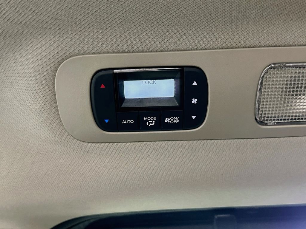 2025 Honda Odyssey Touring - Photo 27