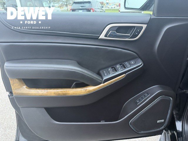 Used 2016 Onyx Black GMC Denali image 17