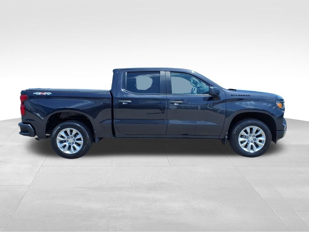Used 2023 Ash Chevrolet Custom image 27