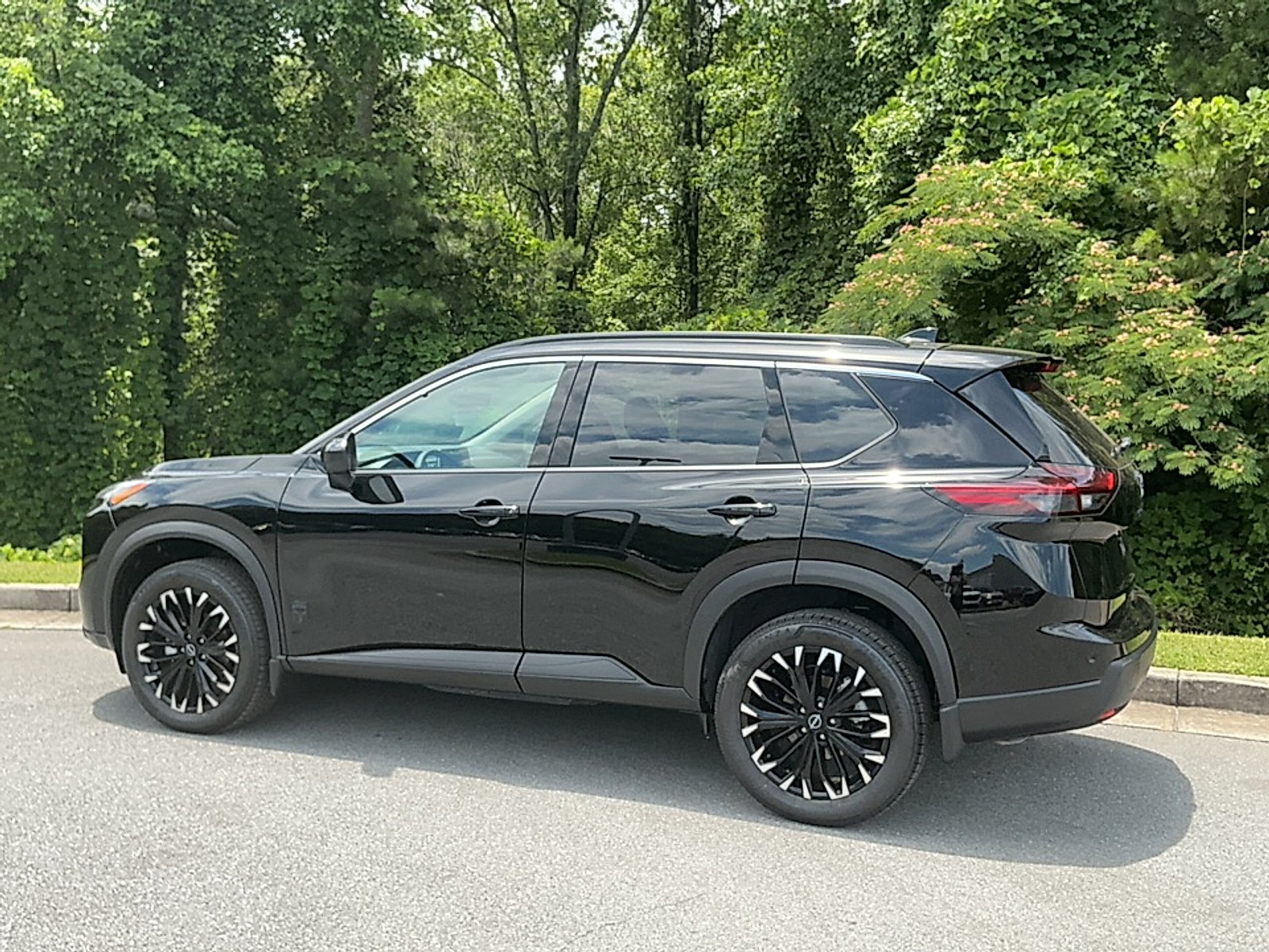 New 2026 Super Black Nissan Dark Armor image 3