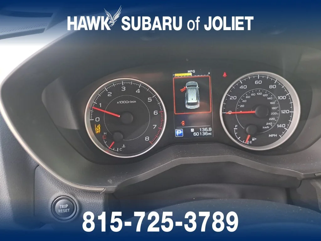 Used 2022 Ice Silver Metallic Subaru Premium image 13
