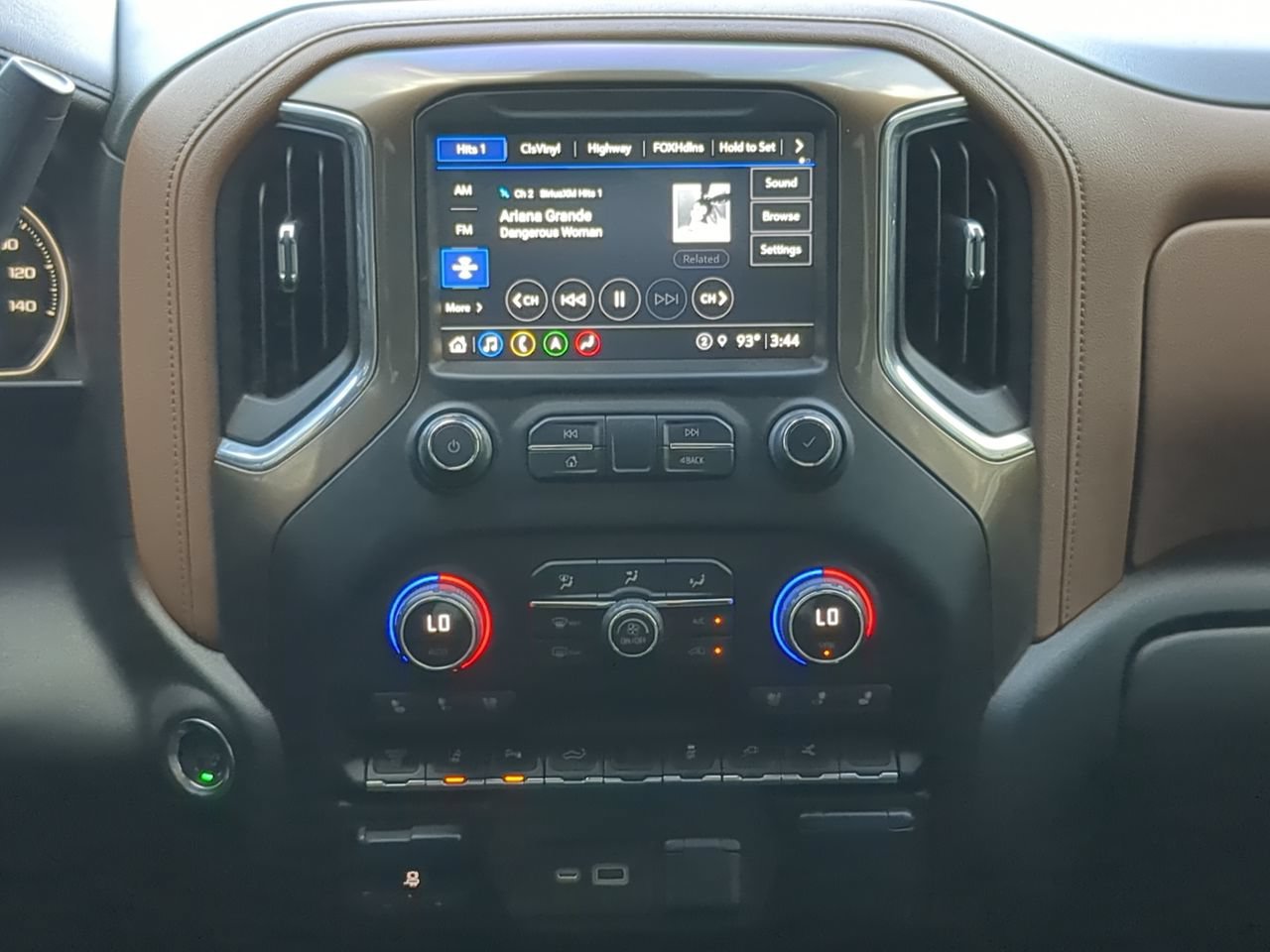 Used 2022 Mosaic Black Metallic Chevrolet High Country image 17