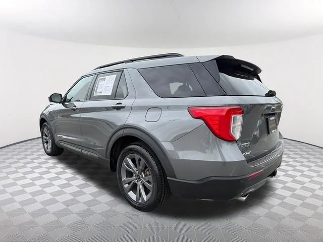 Used 2023 Gray Ford XLT image 7