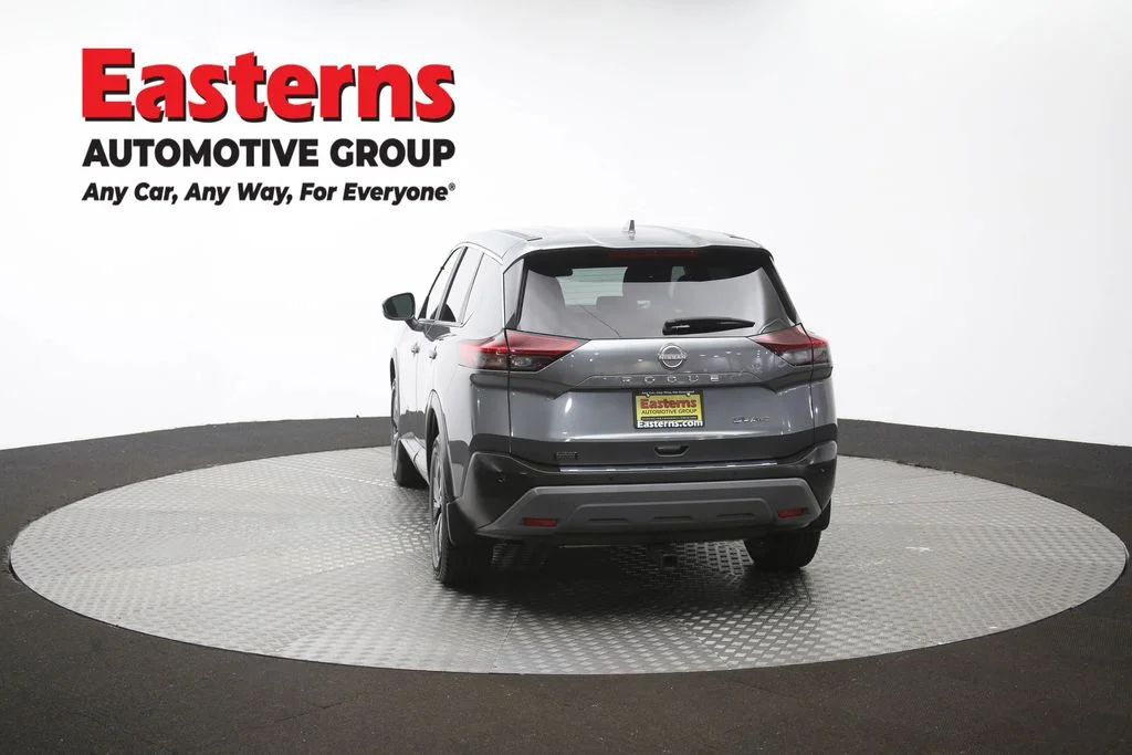 Used 2023 Gray Nissan SV image 36