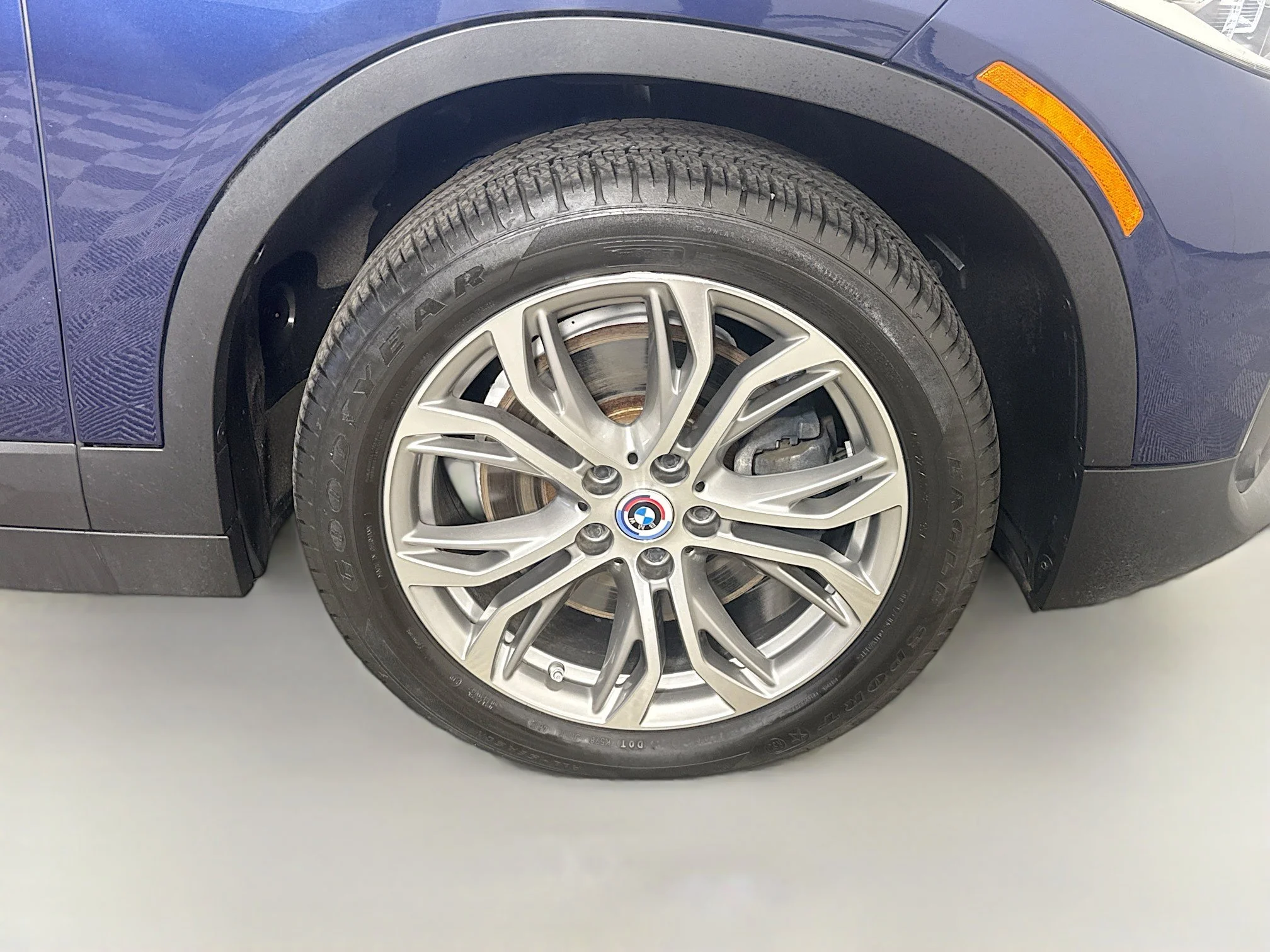Used 2020 Mediterranean Blue Metallic BMW xDrive28i image 28