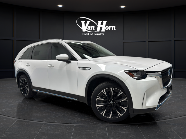 2024 Mazda CX-90 PHEV Premium Plus