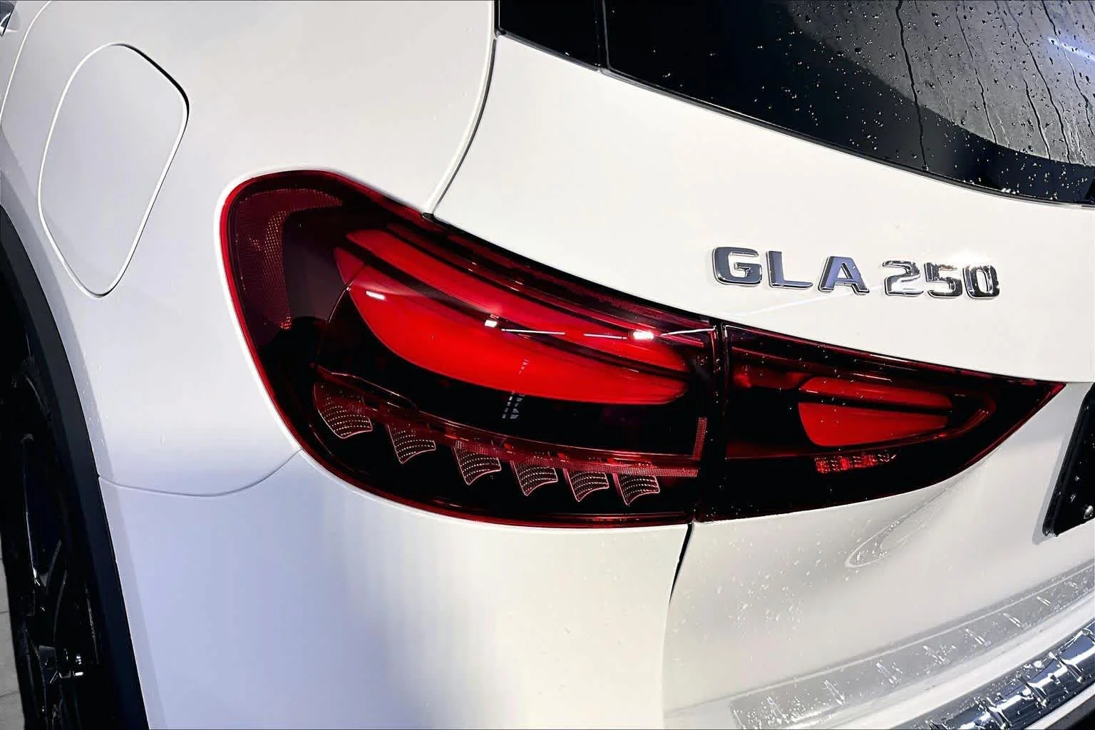 New 2026 Polar White Mercedes-Benz GLA 250 image 5