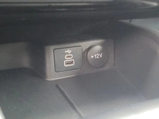 Used 2025 Gray Ford Active image 26