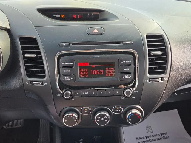 Used 2017 Red Kia LX image 17