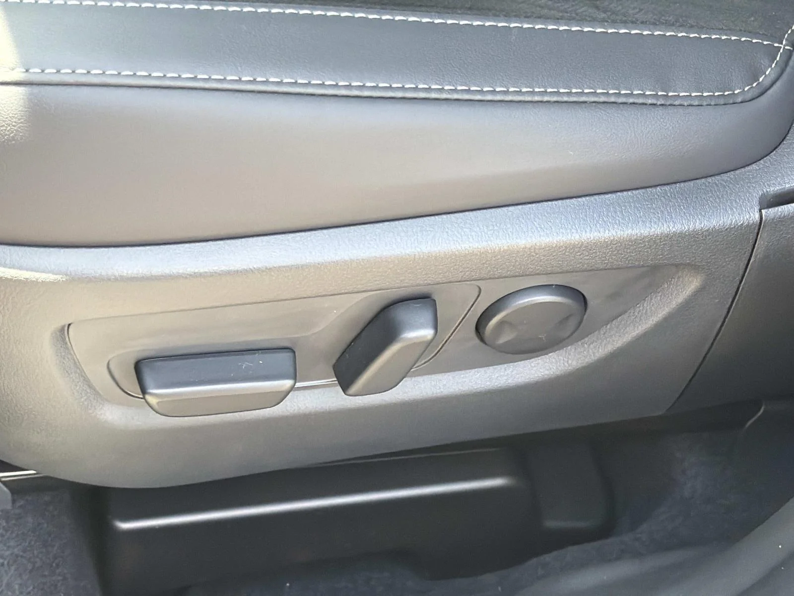 New 2026 Machine Gray Metallic Mazda 2.5 S Preferred AWD image 20