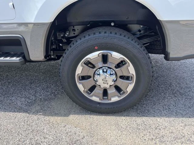 New 2026 Star White Metallic Tri-Coat Ford King Ranch image 4