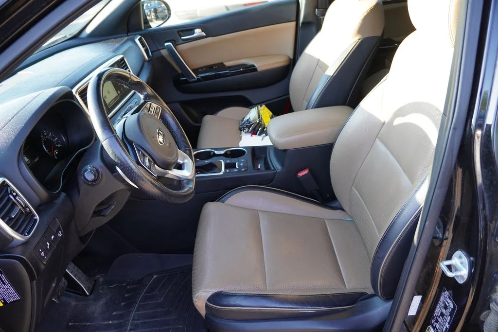 Certified Used 2020 Black Cherry Pearl Kia SX image 4