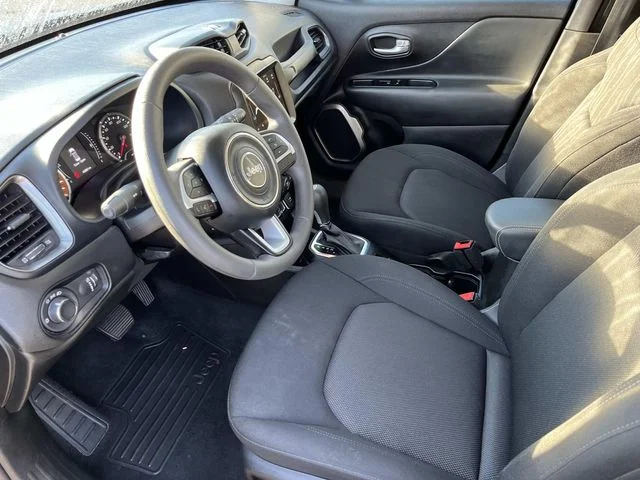 Used 2023 Black Jeep Latitude image 25