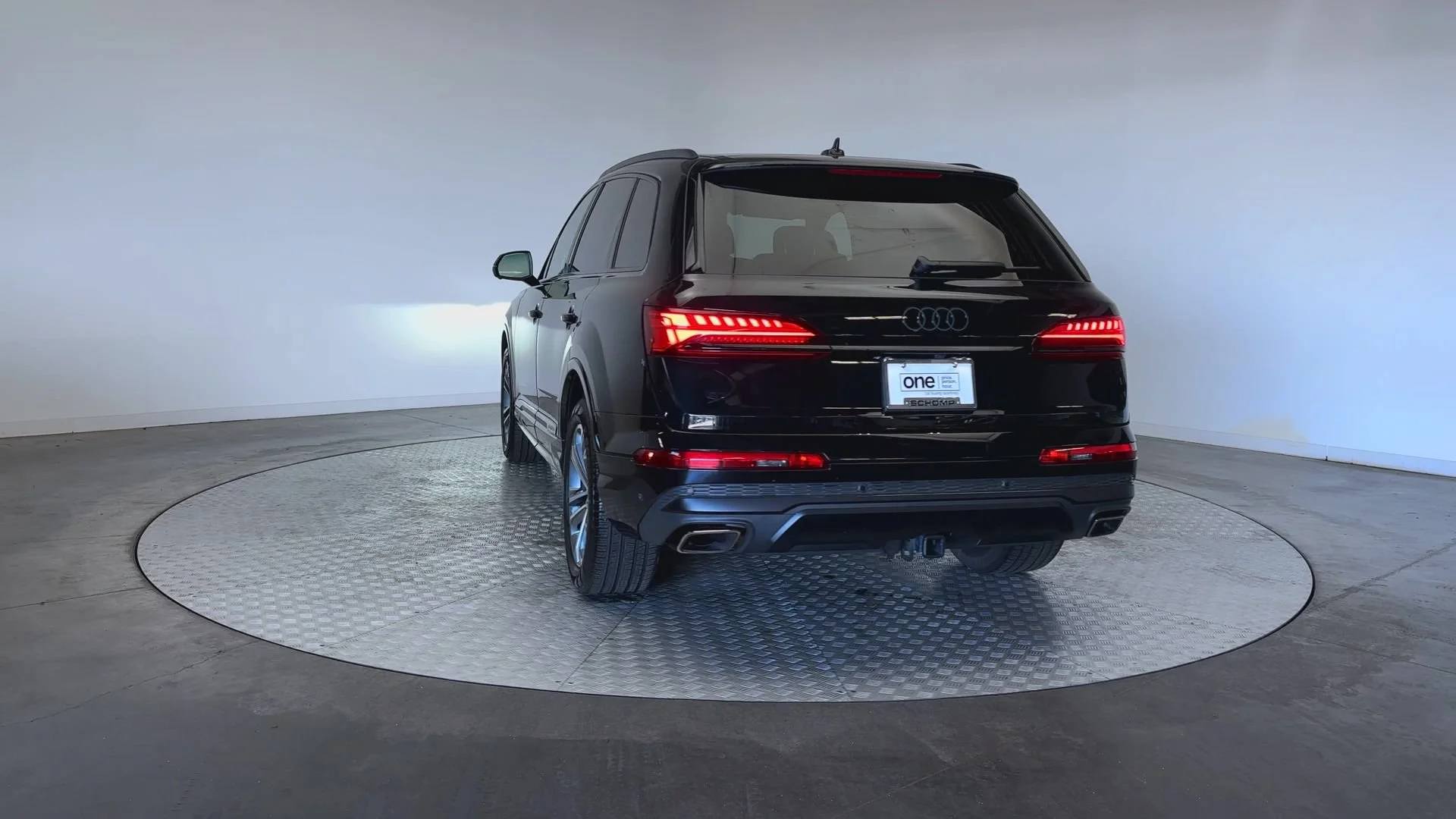 Used 2025 Mythos Black Metallic Audi Premium Plus image 7