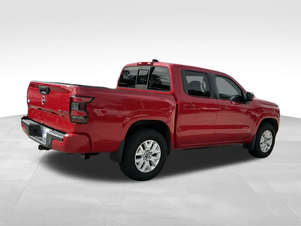 Used 2022 Red Nissan SV image 10