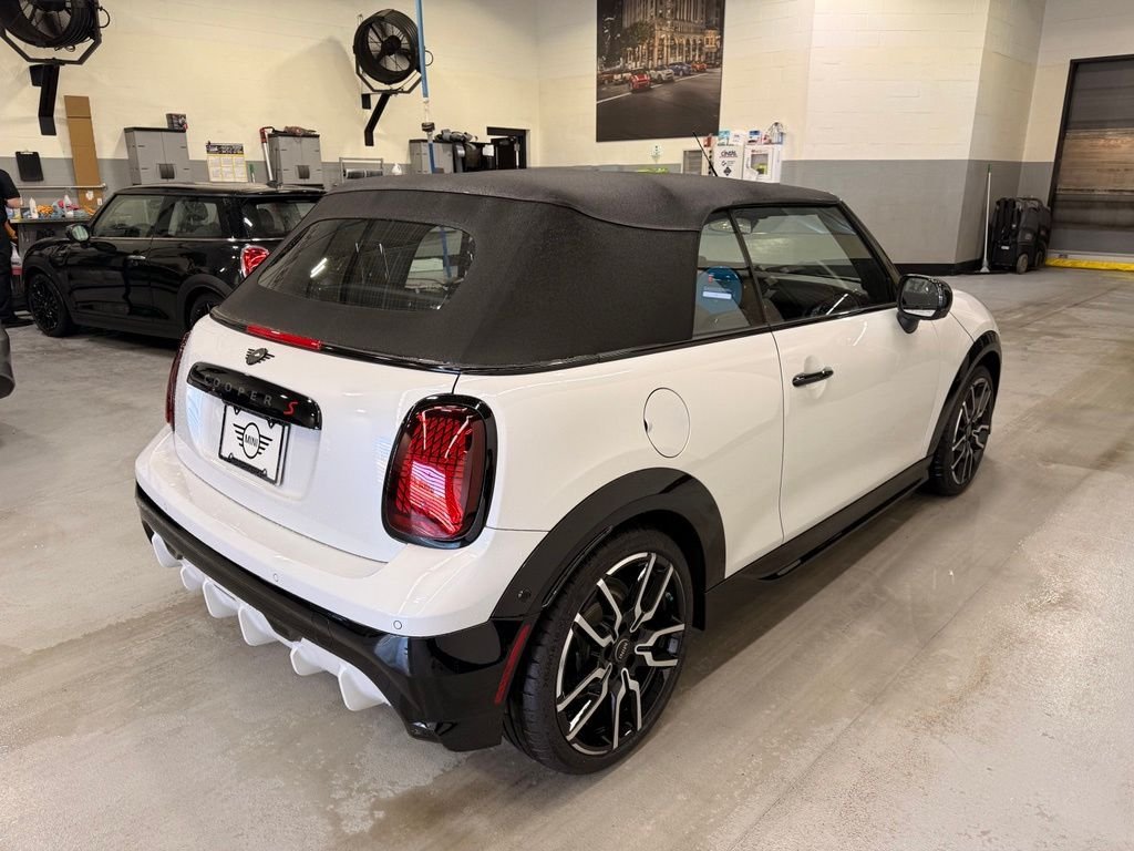 New 2026 Nanuq White Metallic MINI  image 6